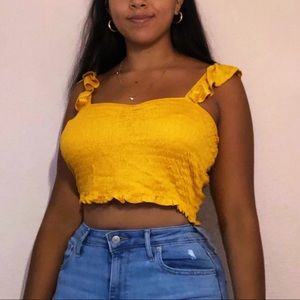yellow tank top with ruffle detailing🌞🍯💛